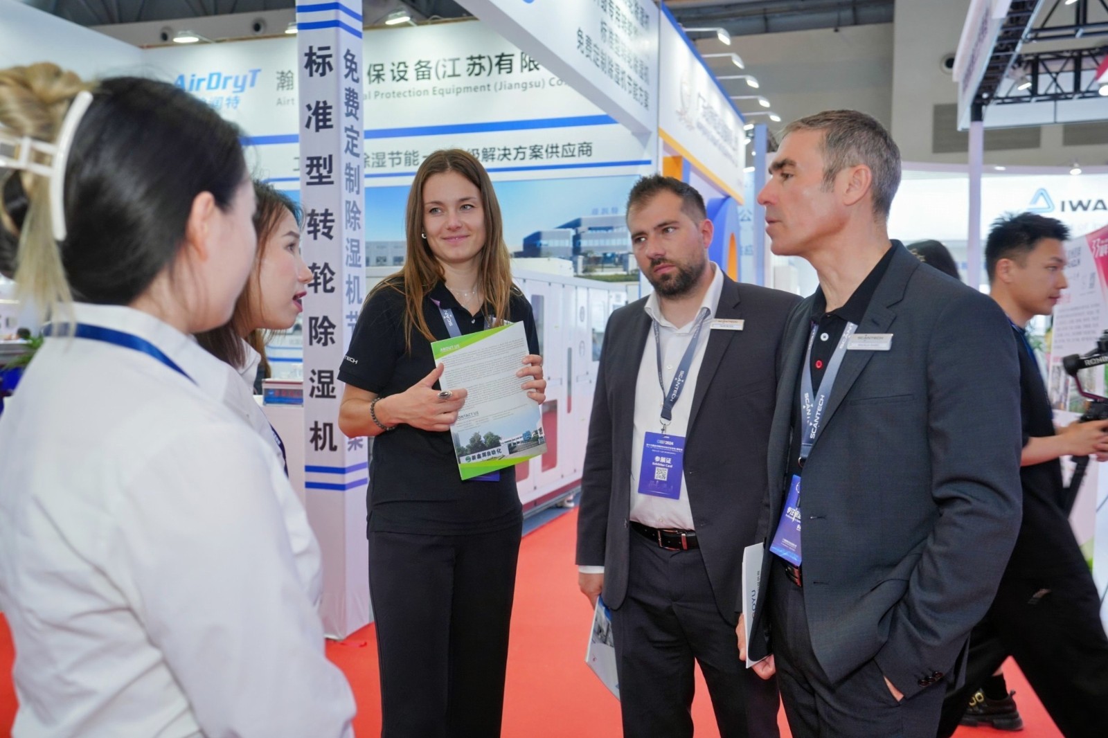 1714459686431383.jpg SY100366-opq811706052.jpg